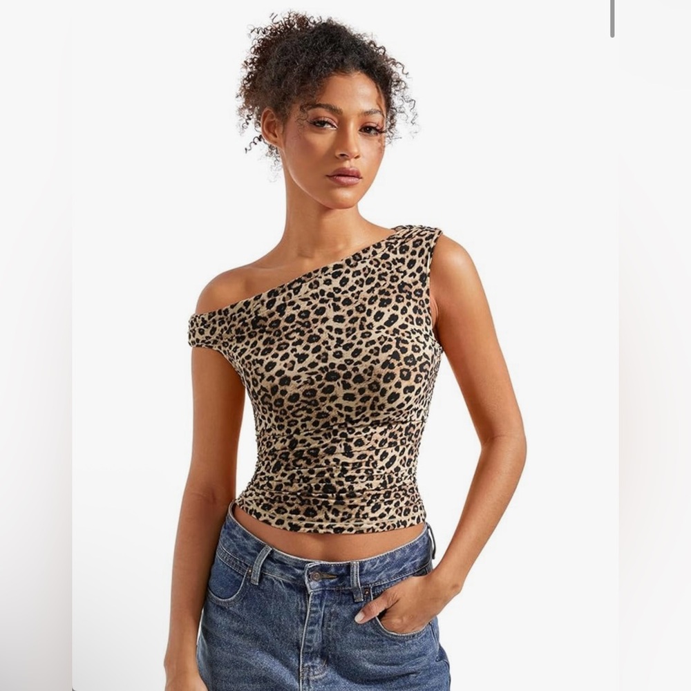 Leopard Print One-Shoulder Tank Top